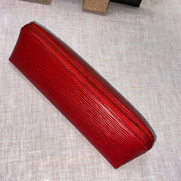 Louis Vuitton Epi Pencil Cosmetics Pouch - Picture 8 of 8